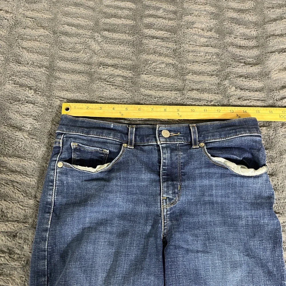 Levis measurements waist